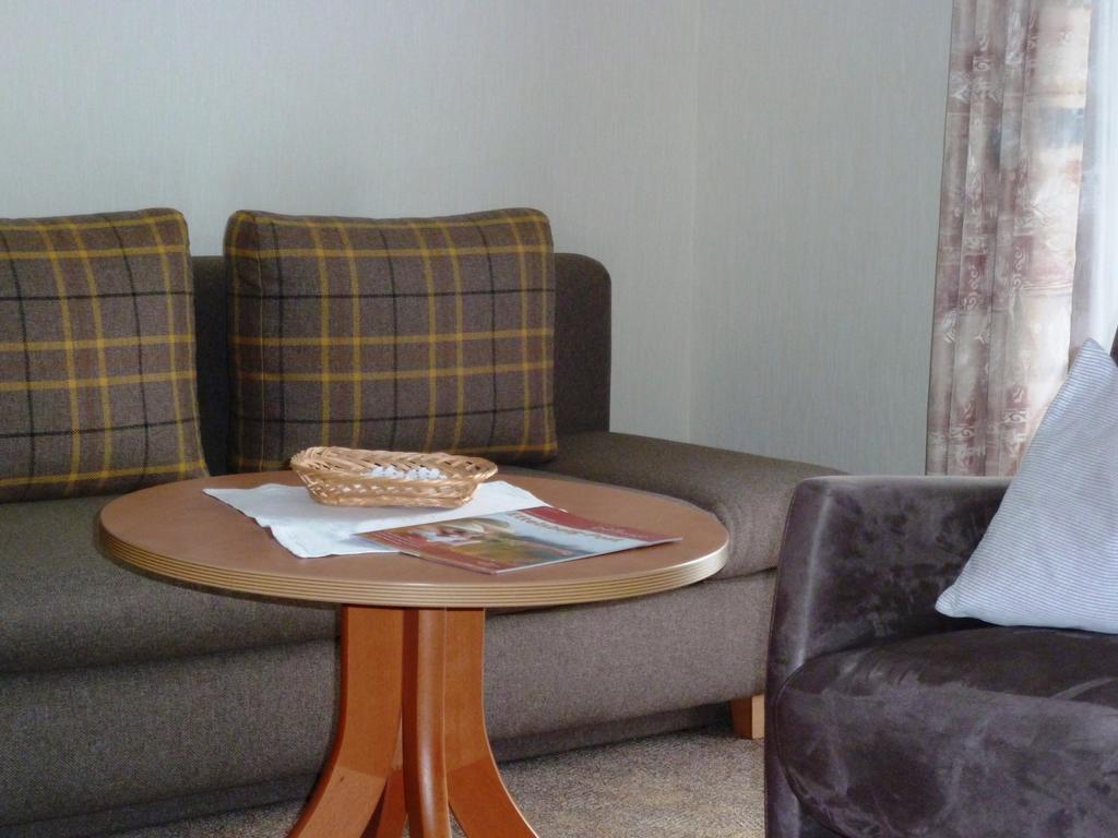 Pension Haus Waldfrieden, Meinecardplus Inklusive Willingen  Bagian luar foto